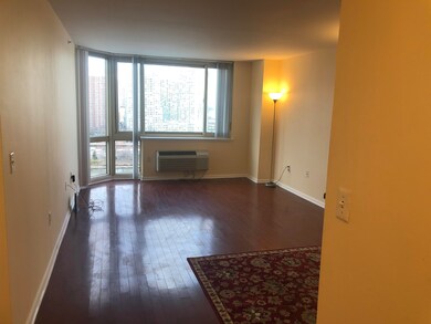 Mandalay on the Hudson unit 1605, Jersey City, NJ 07302 - photo 3