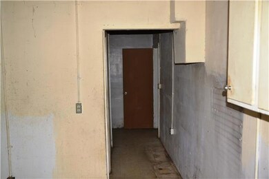 118 Ledbetter St, Shelbyville, TN 37160 - photo 3