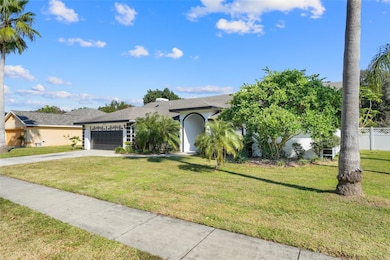 1542 Banbury Loop S, Lakeland, FL 33809 - photo 3