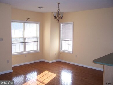 12 Brethren Ct unit 3B, Gettysburg, PA 17325 - photo 6