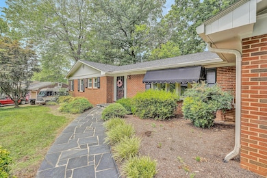 5226 N Spring Dr, Roanoke, VA 24019 - photo 3