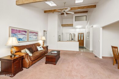 005_Living room