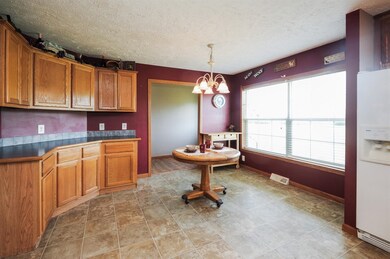 9235 E 75 S, Mill Creek, IN 46365 - photo 6