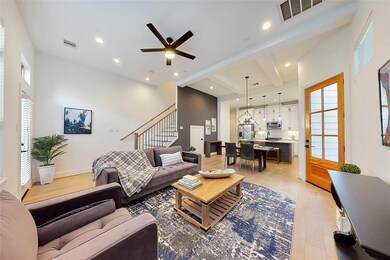 1722 Laverne St, Houston, TX 77080 - photo 3