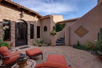 Yucca (14).jpg