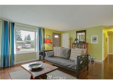 8205 218th St SW, Edmonds, WA 98026 - photo 3