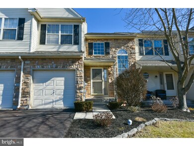 2406 Carriage Ln, Royersford, PA 19468 - photo 2
