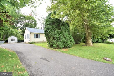 12 W Laurel Rd, Stratford, NJ 08084 - photo 2