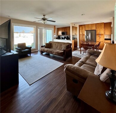 230 Cut Off Rd unit B107, Port Aransas, TX 78373 - photo 6
