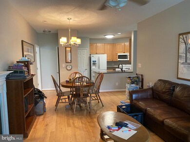 14314 Climbing Rose Way unit 106, Centreville, VA 20121 - photo 6