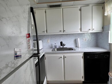 85 Coventry D, West Palm Beach, FL 33417 - photo 2