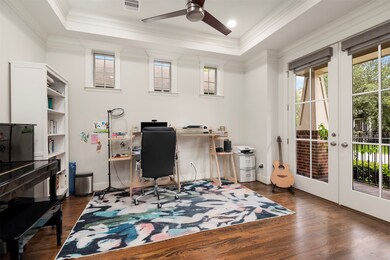 605 E 27th St, Houston, TX 77008 - photo 7