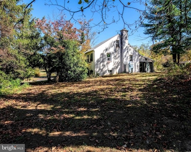 1822 Detweiler Rd, Pottstown, PA 19464 - photo 3