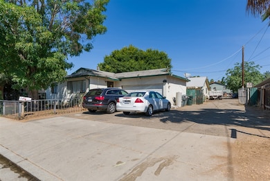 250 W Lincoln Ave, Escondido, CA 92026 - photo 2