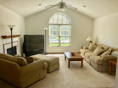 3017 Laurel Wind Blvd unit 3017, Lewis Center, OH 43035 - photo 6