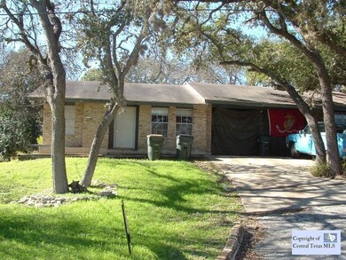 1211-1213 Girard St, San Marcos, TX 78666 - photo 2