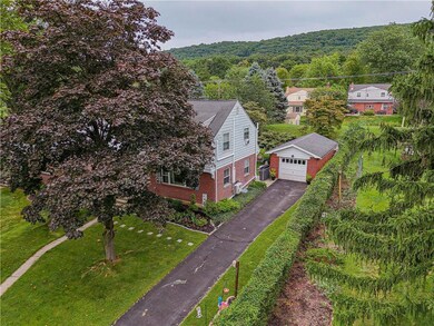 820 Evergreen St, Emmaus, PA 18049 - photo 2