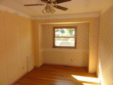 2822 Fleet Rd, Columbus, OH 43232 - photo 7