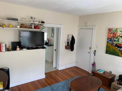 377A Cardinal Medeiros Ave unit 5, Cambridge, MA 02141 - photo 2