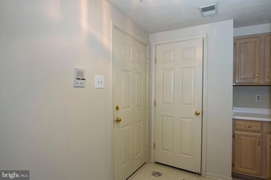 3217 Katewood Ct unit 2, Baltimore, MD 21209 - photo 3