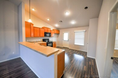 8922 S 258th East Ave, Broken Arrow, OK 74014 - photo 6