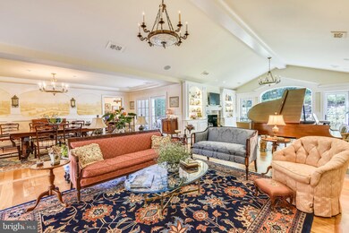 7302 Admiral Dr, Alexandria, VA 22307 - photo 4