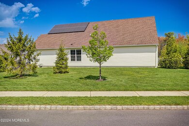 92_Cedar_Village_Blvd_028