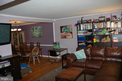 623 Wallerson Rd, Catonsville, MD 21228 - photo 5