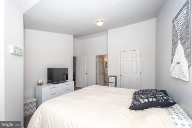 503 Mathias Hammond Way unit 303, Annapolis, MD 21401 - photo 6