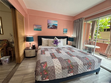 Hawaiian King AOAO unit 410, Honolulu, HI 96815 - photo 3