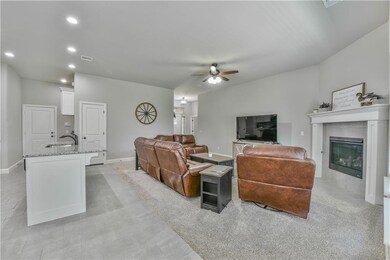 1621 Post Oak Ln, Moore, OK 73160 - photo 7