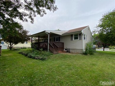 67 Roberts Ave E, Piscataway, NJ 08854 - photo 4