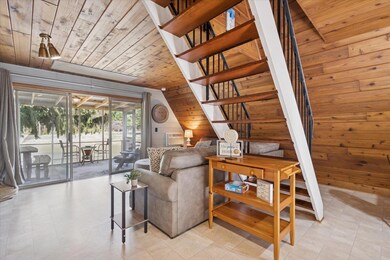 06-5340-Notre-Dame-Ave-WindowStill