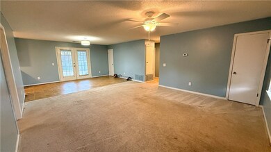 410 Springfield Ave, Laf Ayette, AL 36862 - photo 4