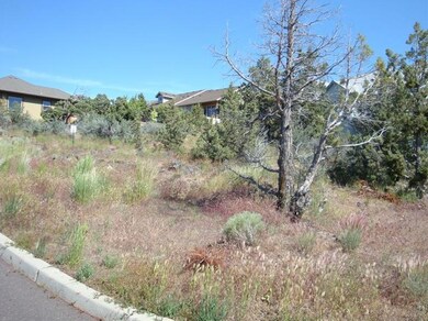 2438 SW 43rd St, Redmond, OR 97756 - photo 3