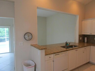 2376 SW Fern Cir 038