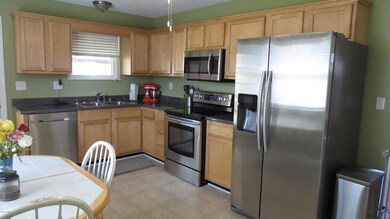 8229 Roseborough Rd, Louisville, KY 40228 - photo 6