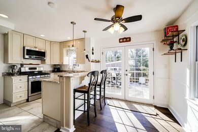 5813 Edgehill Dr, Alexandria, VA 22303 - photo 7