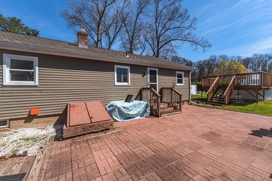 77 Jensen Cir, West Springfield, MA 01089 - photo 7