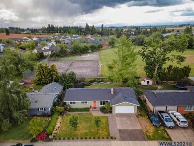 4304 5th St, Hubbard, OR 97032 - photo 3