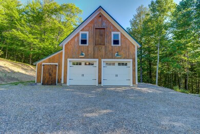 685 Ford Quint Rd North-large-003-005-Pi