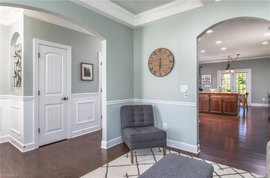 2354 Birch View Dr, High Point, NC 27265 - photo 4