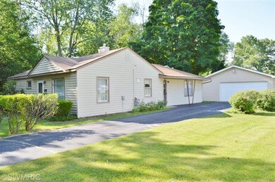1877 Baldwin Dr, Niles, MI 49120 - photo 3