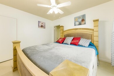 1935 Taylor St unit 2, Hollywood, FL 33020 - photo 3