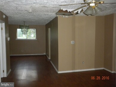 1303 Rainer Rd, Brookhaven, PA 19015 - photo 2