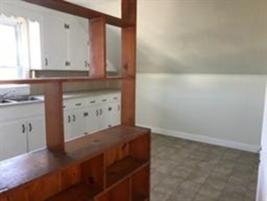 365 Lindsey St, Fall River, MA 02720 - photo 6