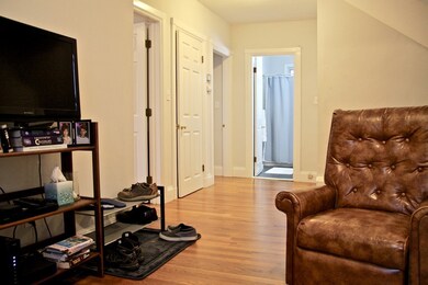 9 Devotion St unit 1L, Brookline, MA 02446 - photo 2