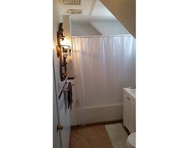 202 E Main St unit 2, Marlborough, MA 01752 - photo 6