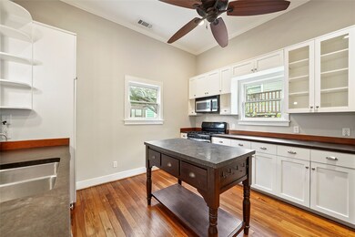 121 E 4th St, Houston, TX 77007 - photo 6