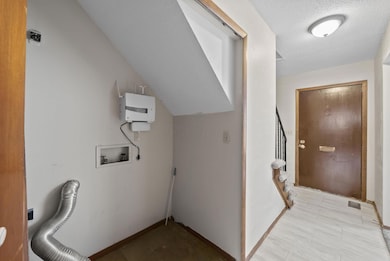 6198 Stornoway Dr S unit 6198, Columbus, OH 43213 - photo 7